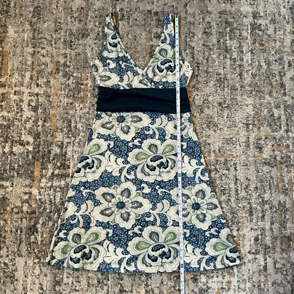 WOMEN’S PATAGONIA FLORAL ACTIVE DRESS! EUC! SIZE M - Picture 4 of 9